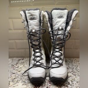 UGG Women's Snow Boots in White and Gray